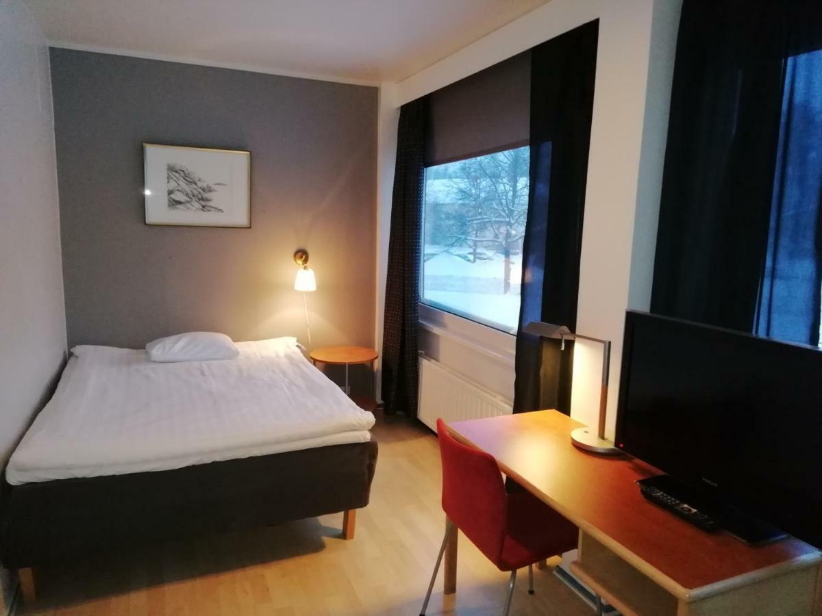 Hotel Turistihovi คูโวลา ภายนอก รูปภาพ